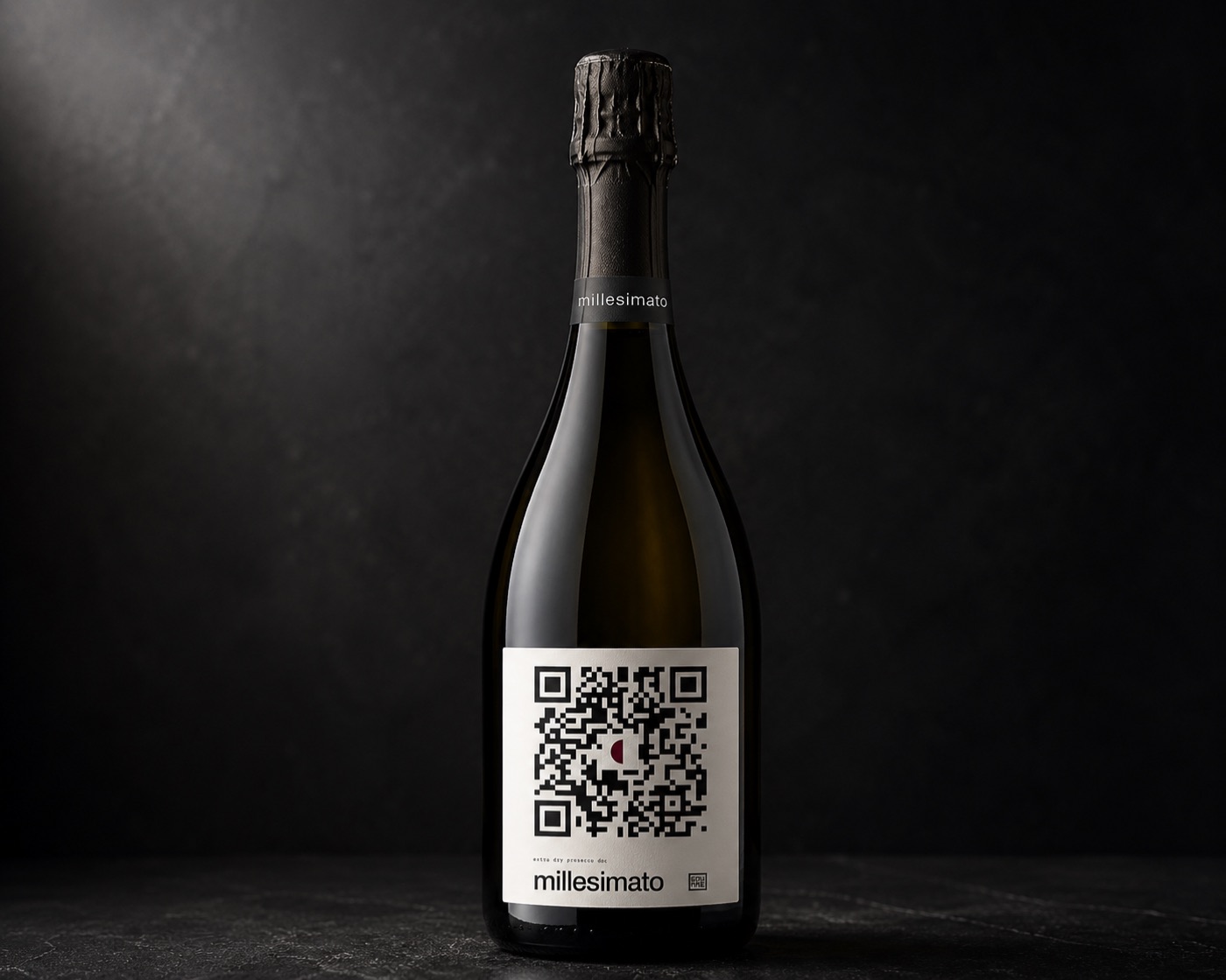 La bottiglia di Millesimato c.square con etichetta qr